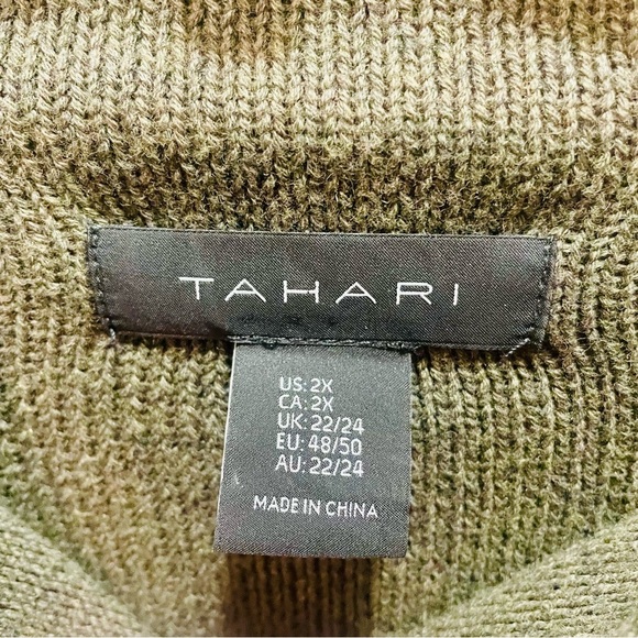 Tahari Green Colorblock Turtleneck Sweater 2X - Picture 4 of 7